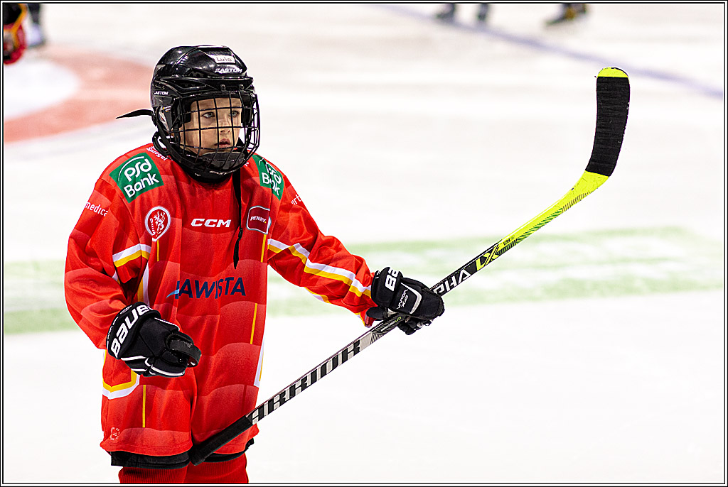 PENNY DEL Viertelfinale 4. Spiel; Duesseldorfer EG - Red Bull Muenchen; Duesseldorf, 16.04.2022